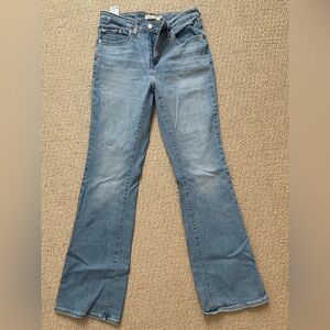 Women's  Levi bootcut  Blue Jeans